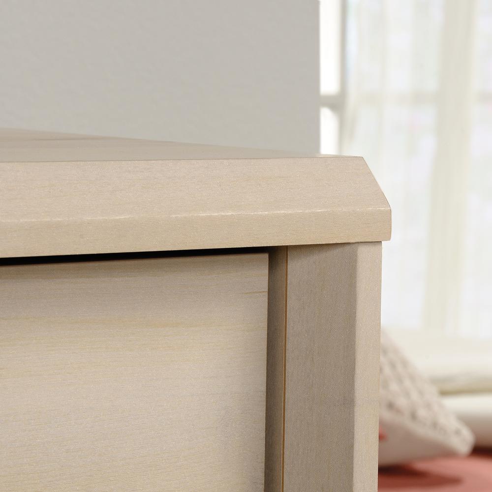 Pacific Maple finish