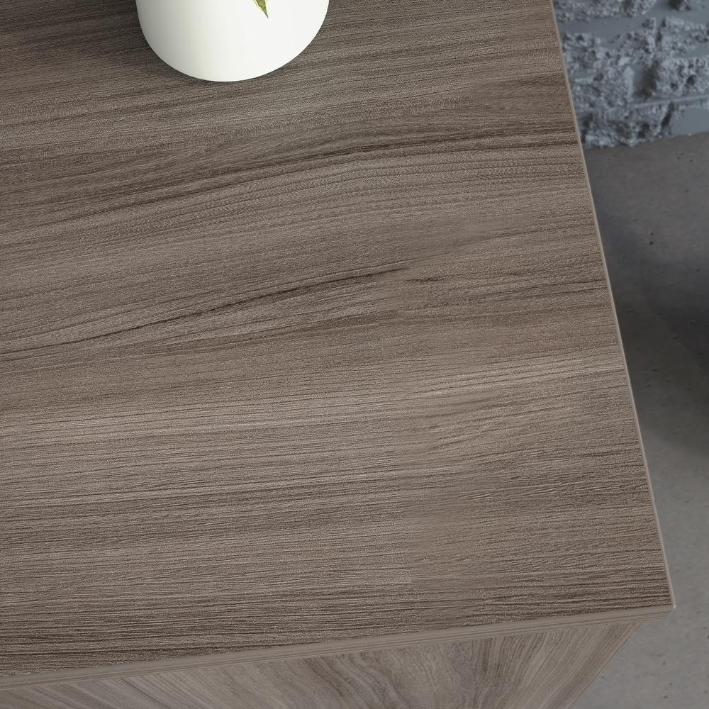 Hudson Elm finish