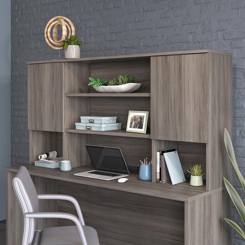 Hudson Elm finish