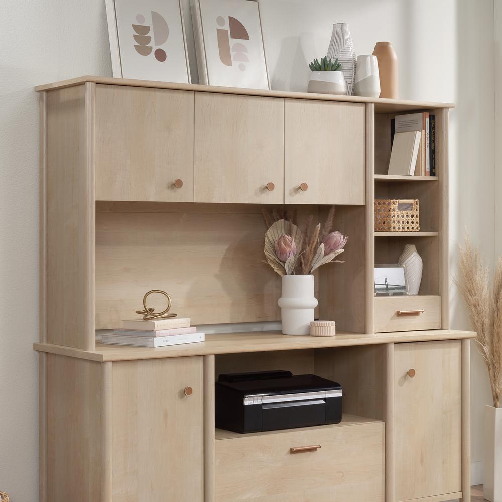 Natural Maple finish