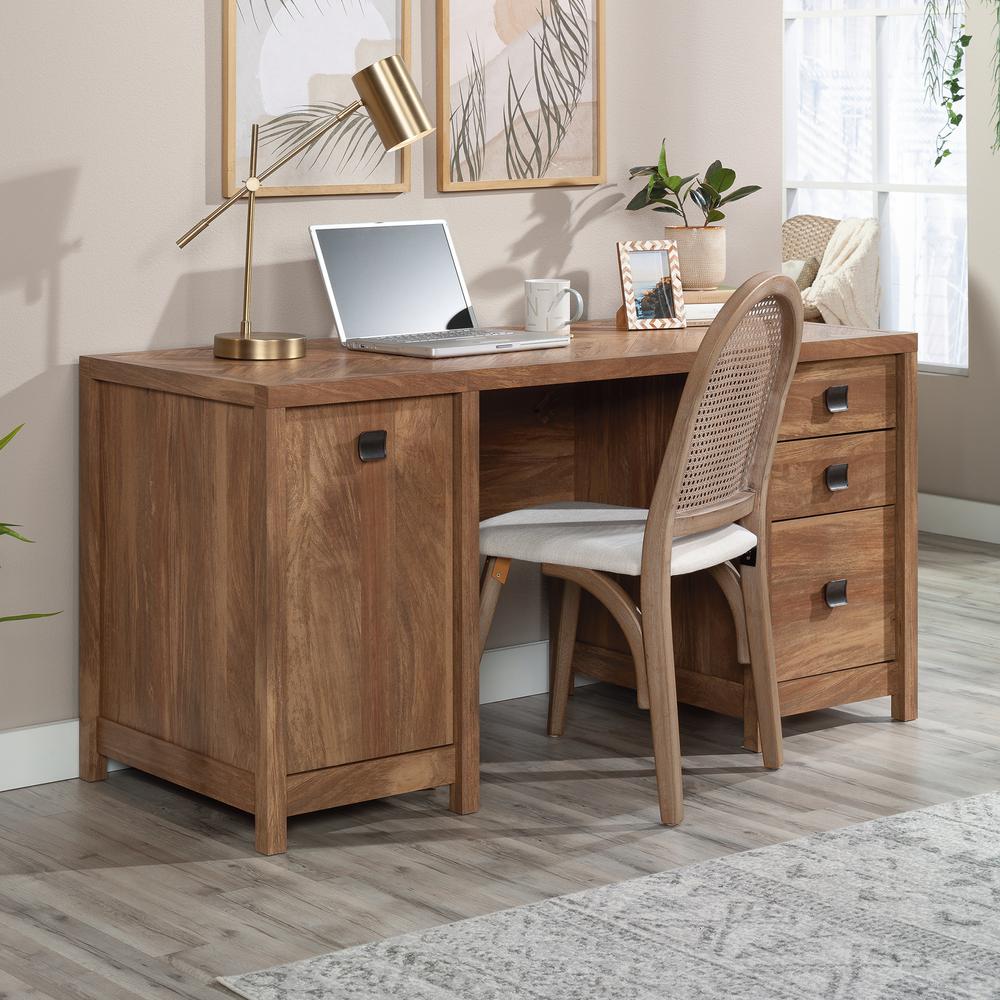 Cannery Bridge Commercial Office Desk