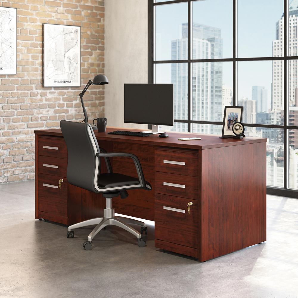Classic Cherry finish