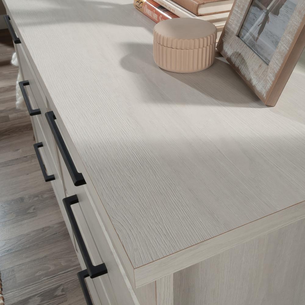 Summit Station Dresser