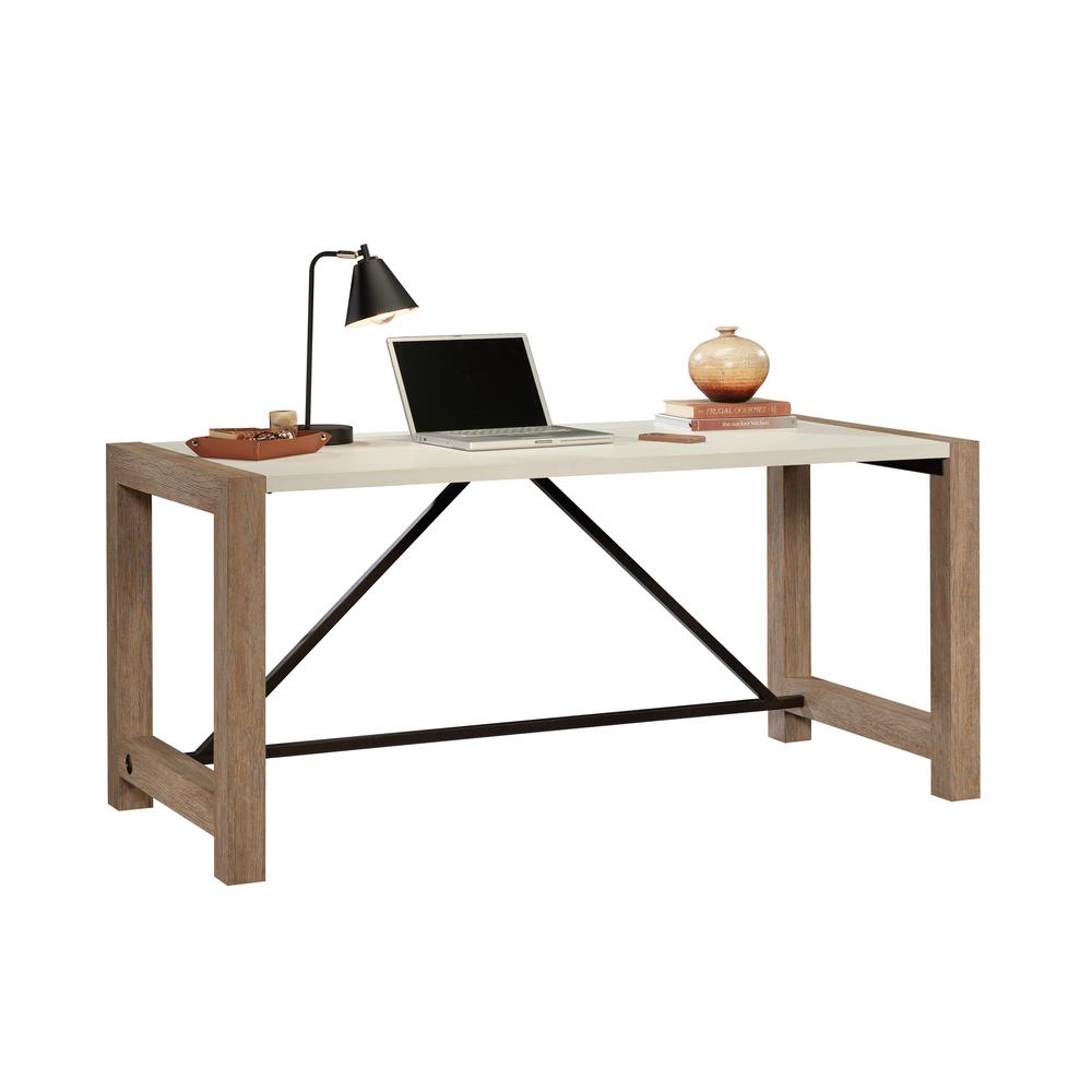 Brushed Oak finish