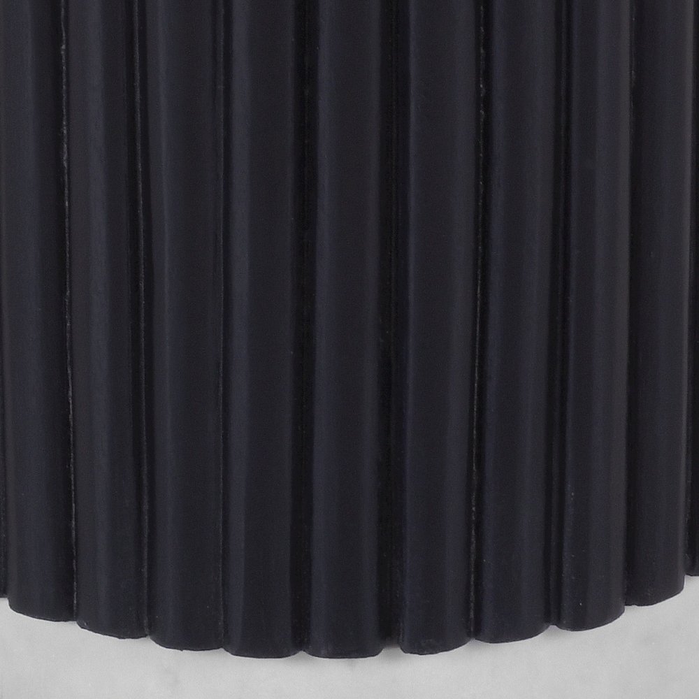 Round Solid Wood Pedestal Fluted Accent Table in Black Finish