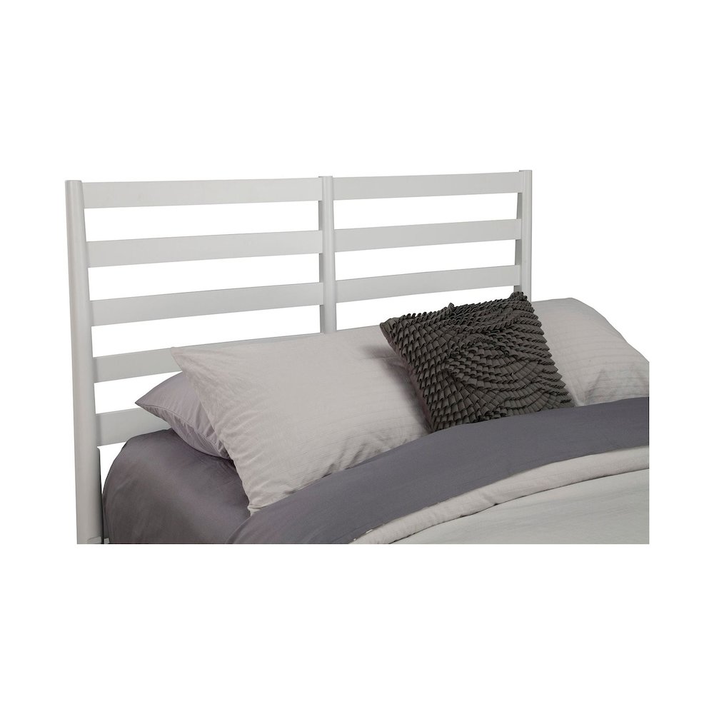 Flynn Retro Full Bed w/Slat Back Headboard