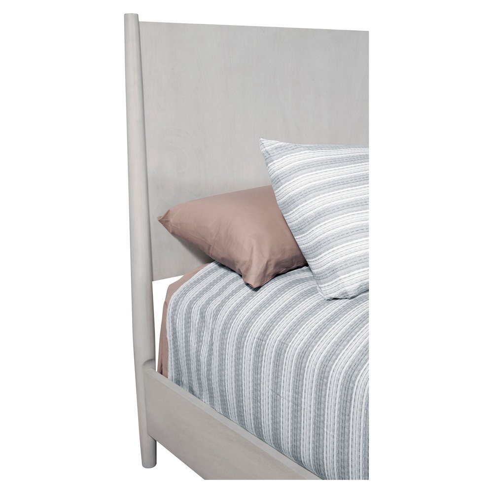 Flynn Mid Century Modern Queen Panel Bed