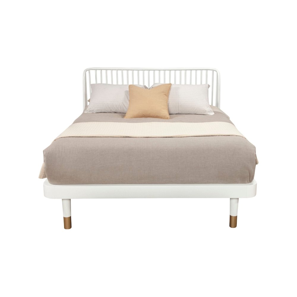 Madelyn Standard King Slat Back Platform Bed