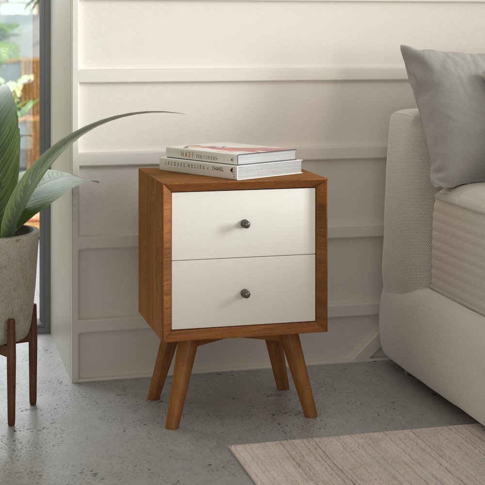 Acorn/White