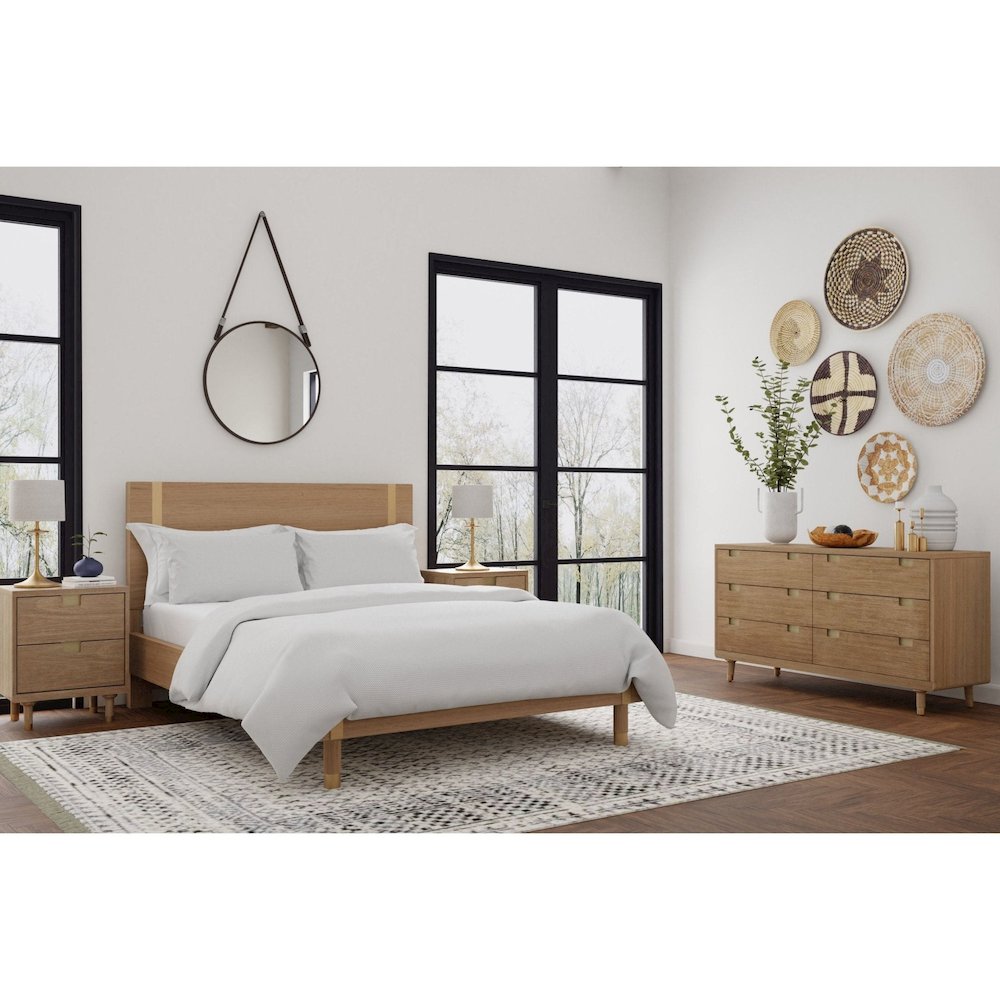 Easton Queen Platform Bed