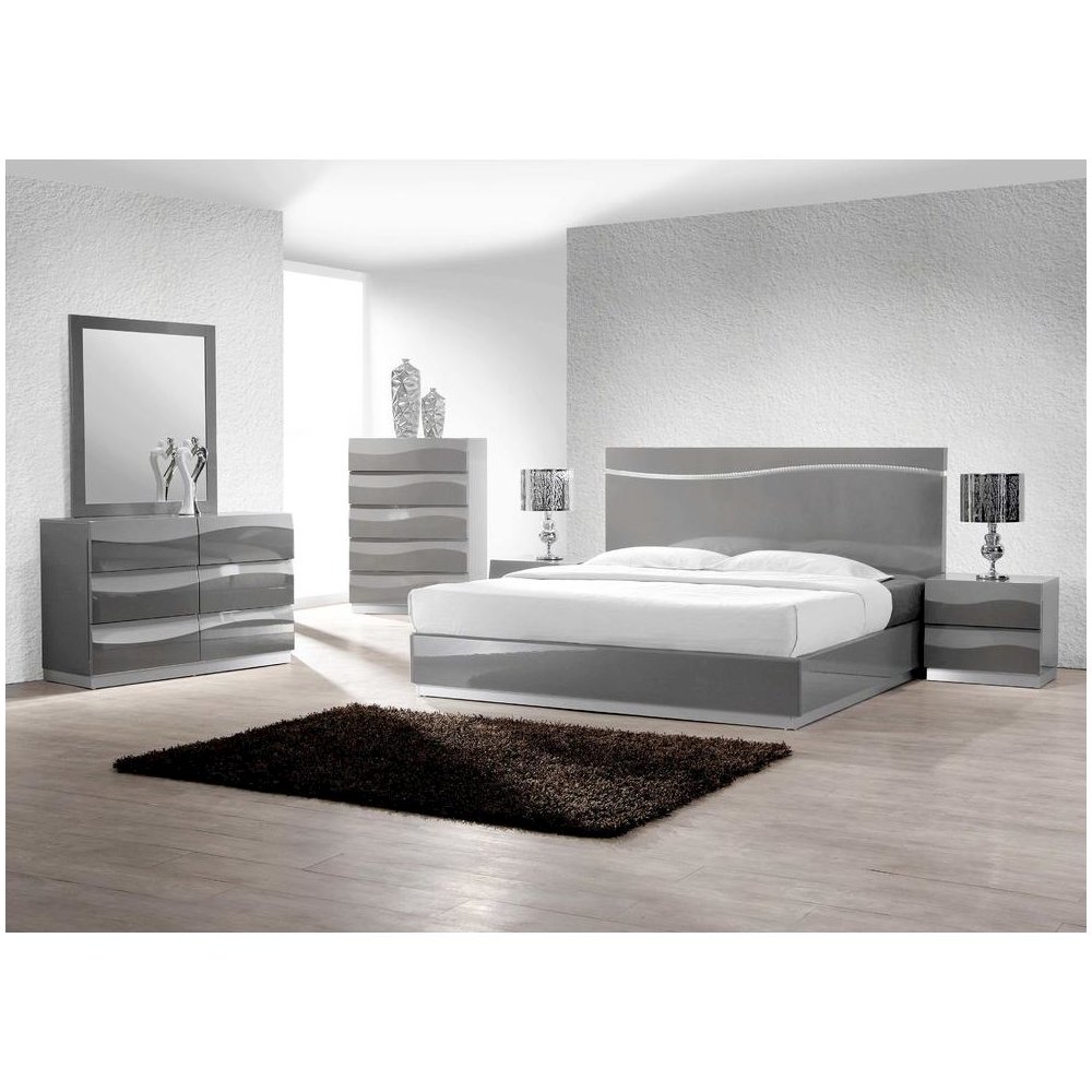 Best Master Leon Poplar Wood Queen Platform Bed in Gray With Silver Base