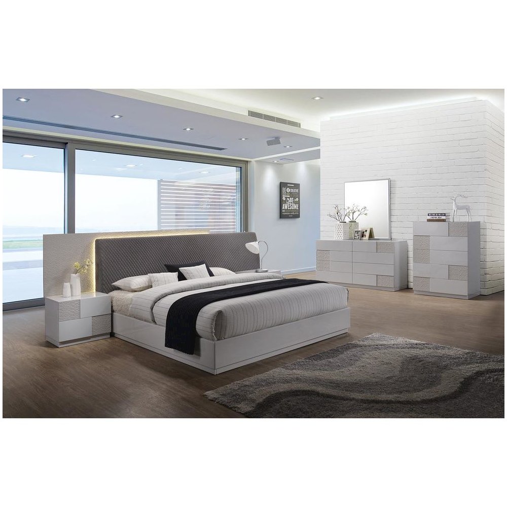 Best Master Naple 5-Drawer Poplar Wood Bedroom Chest in Gray/Silver Line
