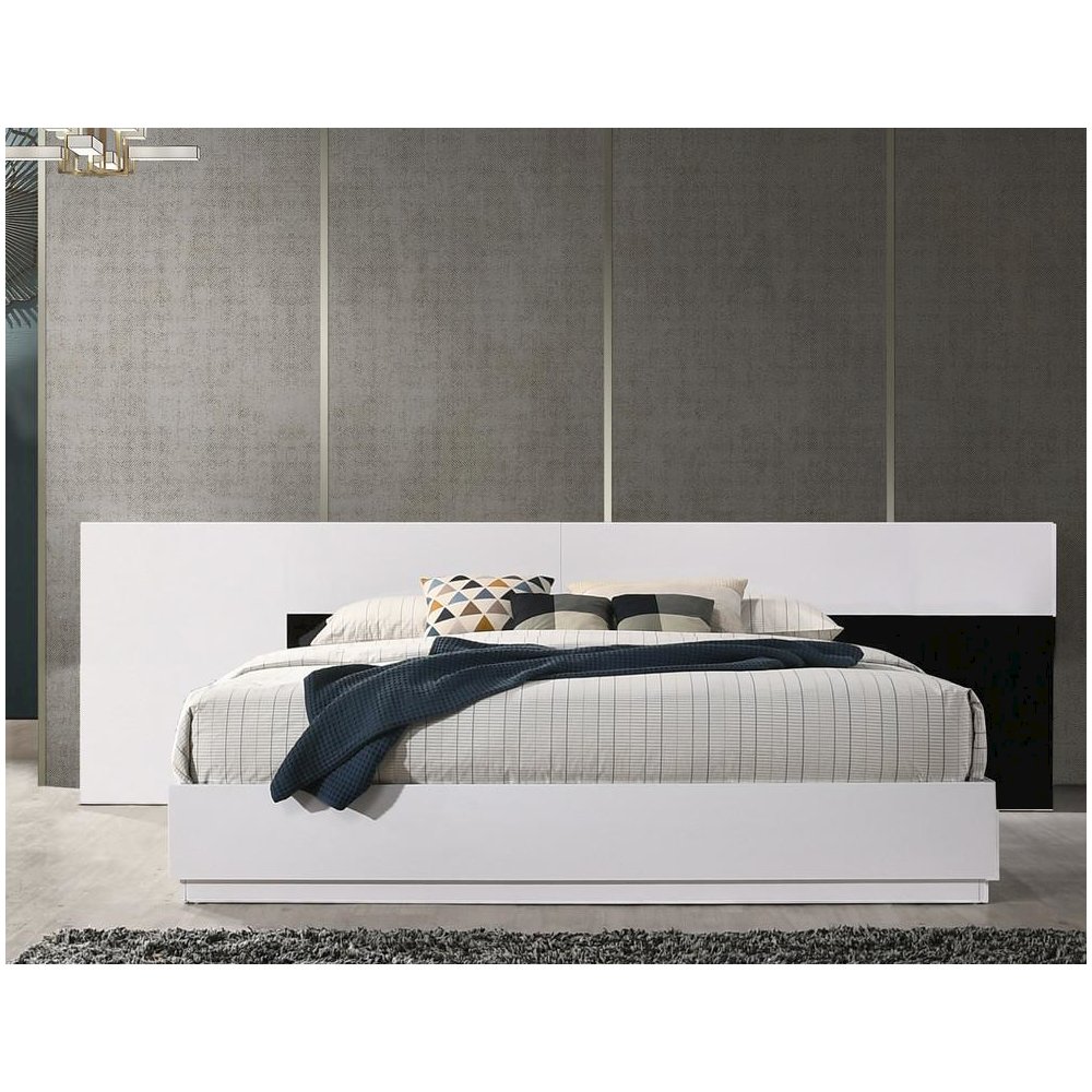 Best Master Bahamas Poplar Wood California King Platform Bed in Black/White