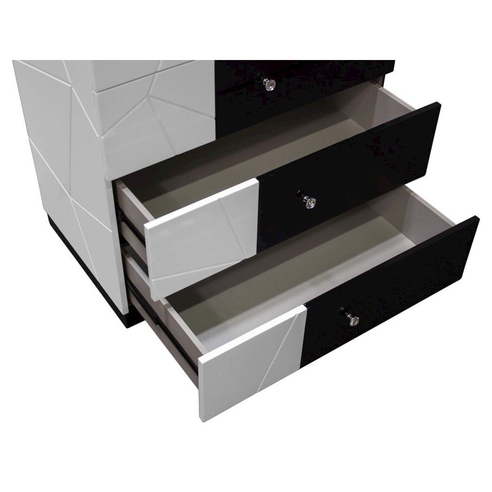 Best Master 5-Drawer Poplar Wood Bedroom Chest in White/Black