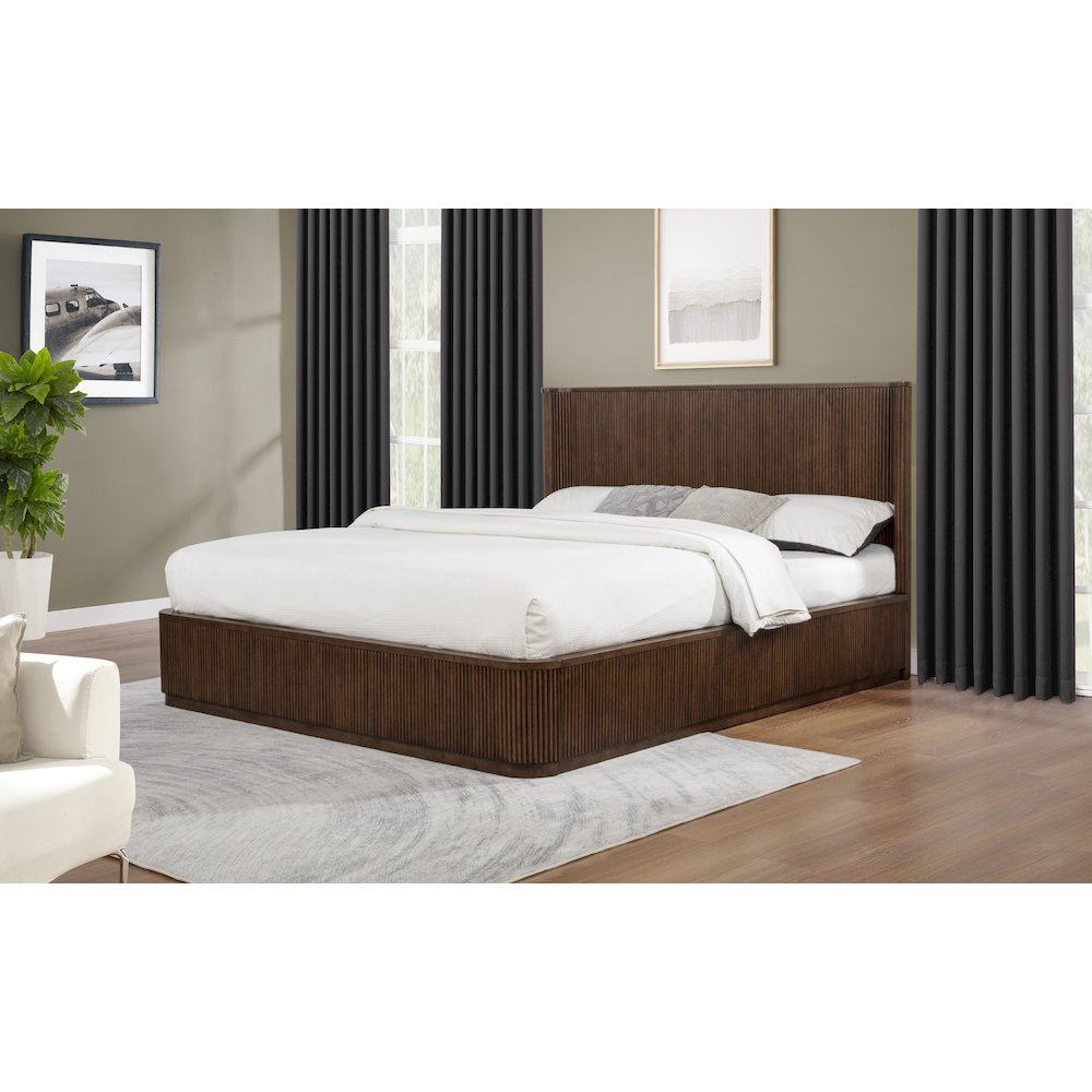 89″ Long Modern Fluted Platform Queen Bed Frame 47.5″ High Headboard