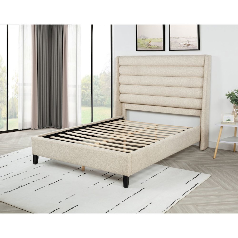 Tleraé California King Bed