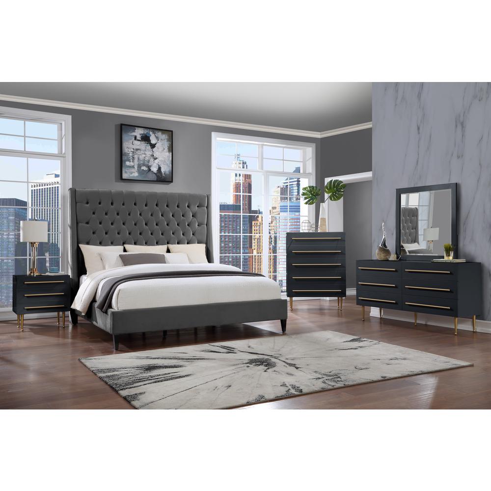 Bellanova Black 5-Drawer Chest with Gold Accents