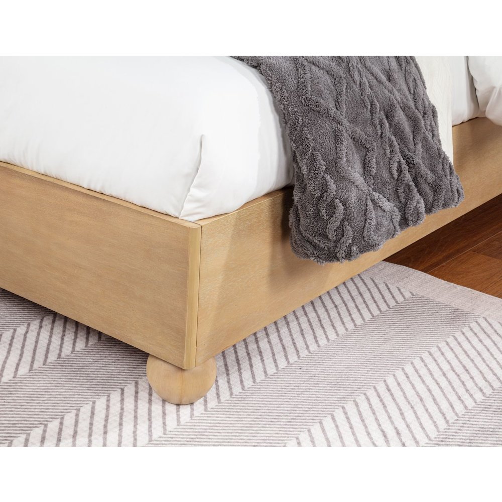 Daplen Scandinavian Modern Eastern King Bed Frame