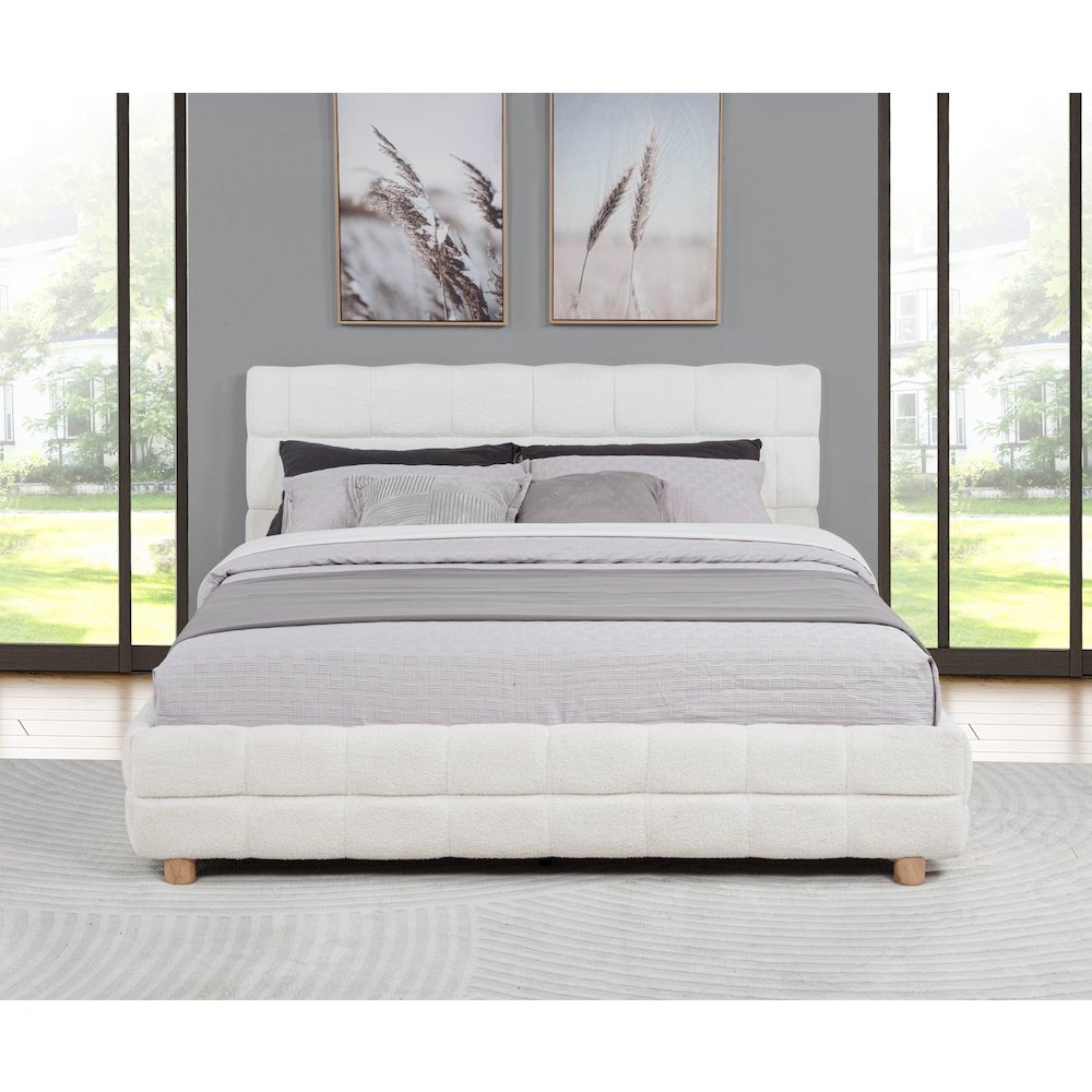 Ctalon Queen Fleece Bed
