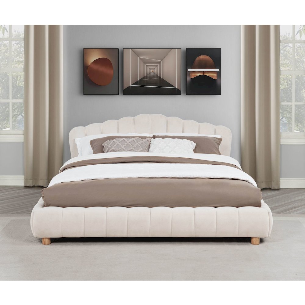 Ctera Queen Velvet Bed