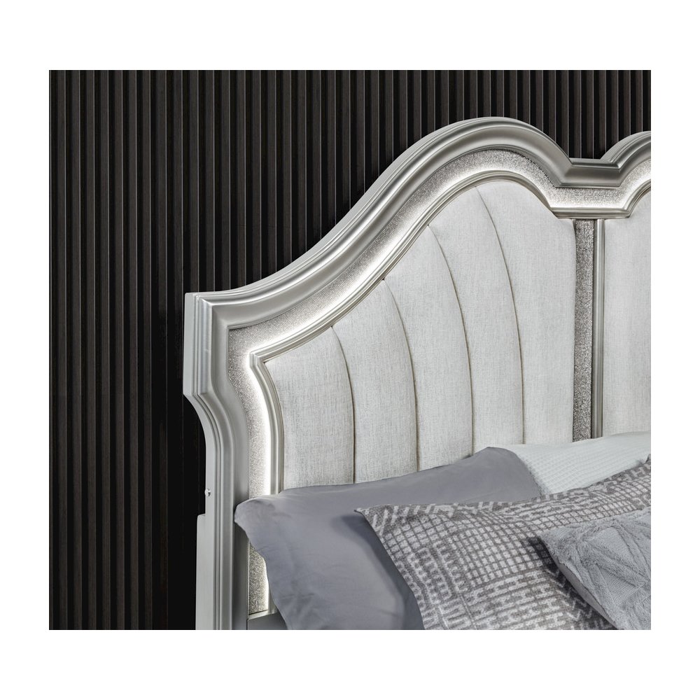 2 Piece Silver Queen Panel Bedroom Set ( Qb+2 Nightstand)