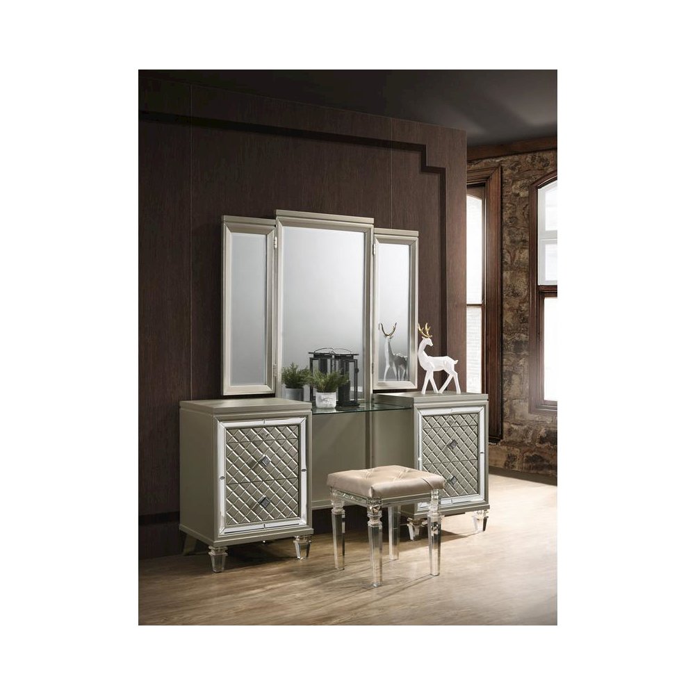 1 Vanity Set