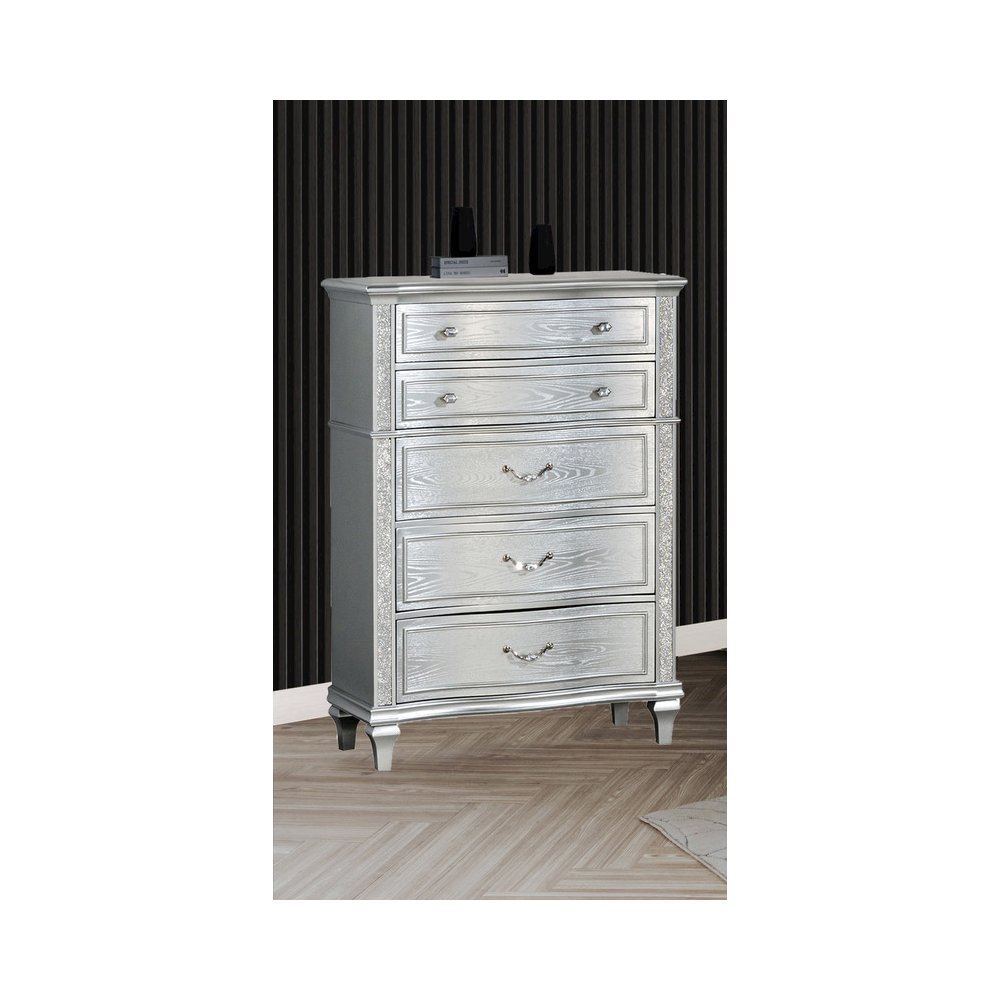 Classic Silver Chest In Silver Color