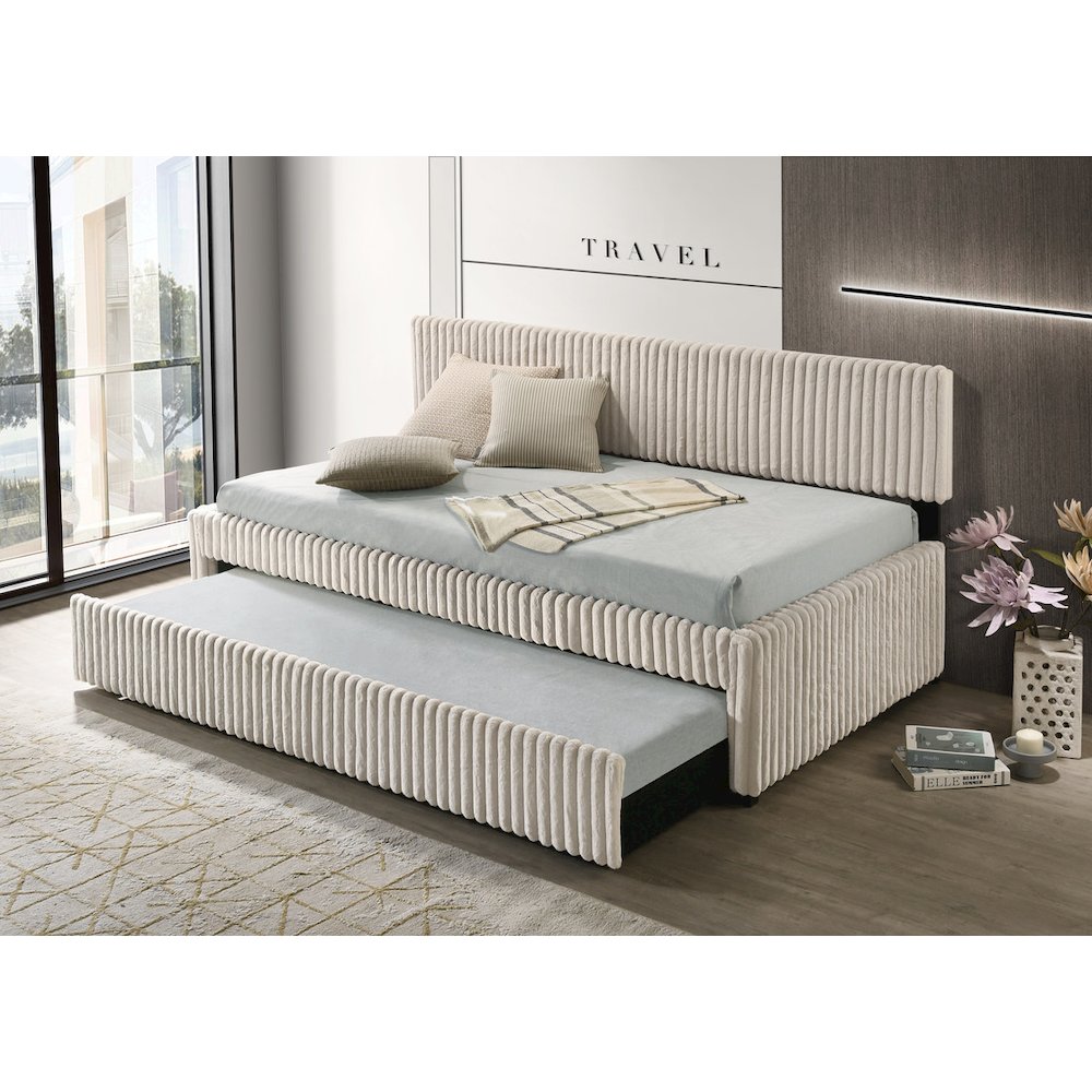 Twin daybed with trundle in Cream