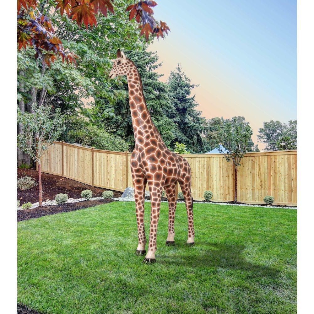 Giraffe 12 ft