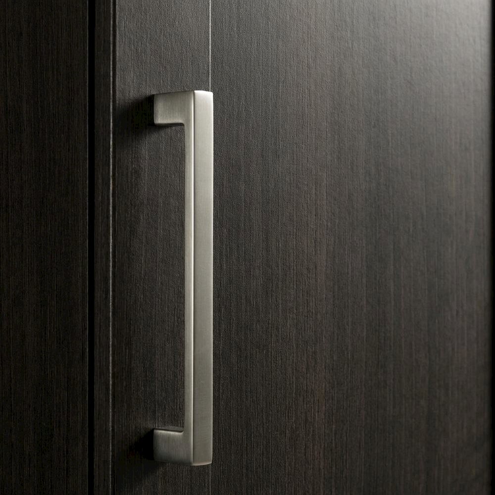 Dakota Oak finish
