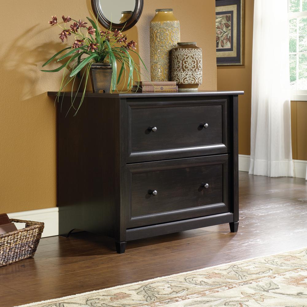 Estate Black finish