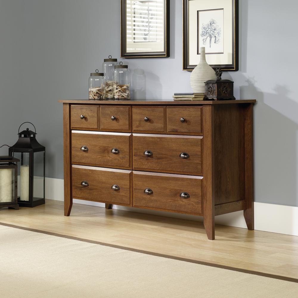 Oiled Oak finish