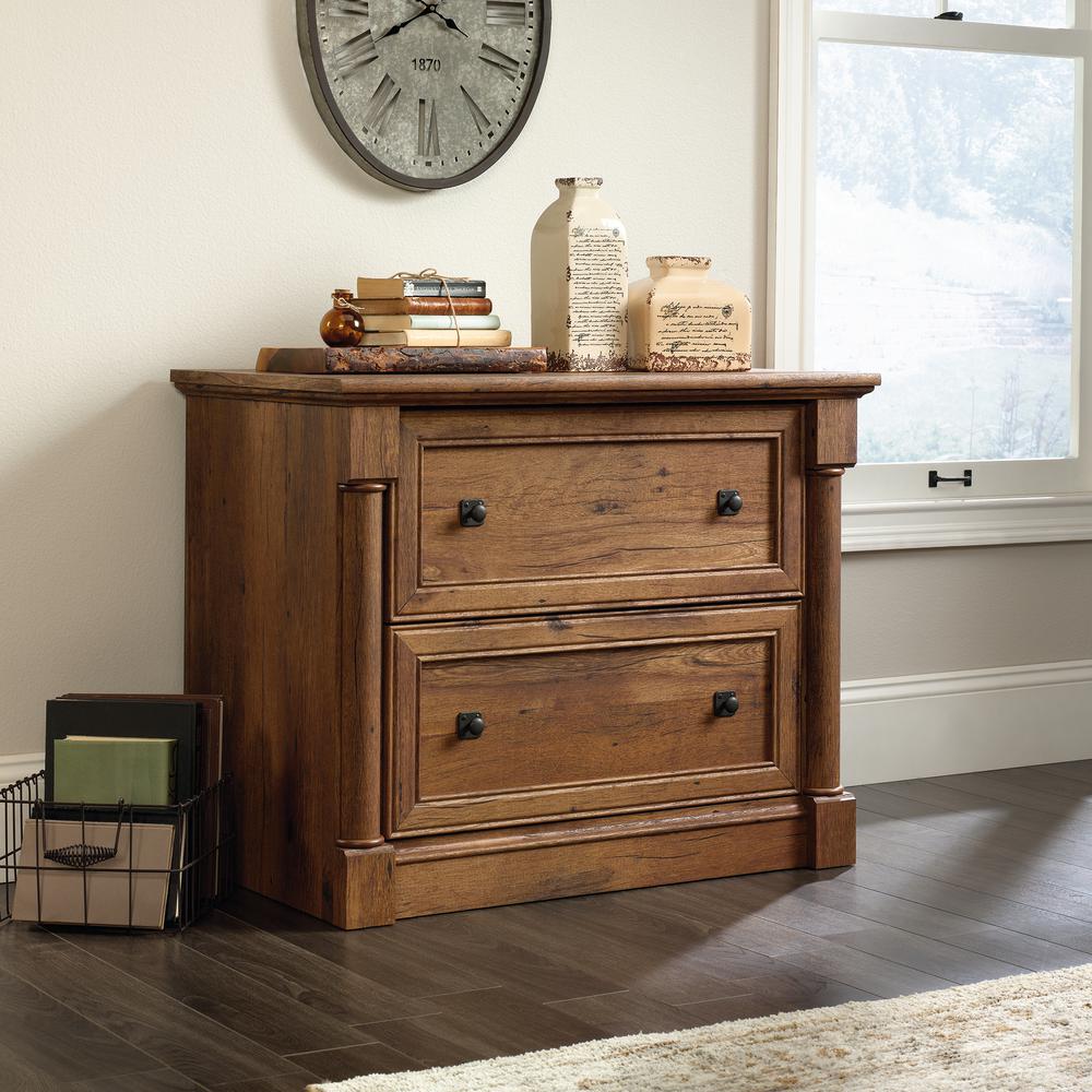 Vintage Oak finish