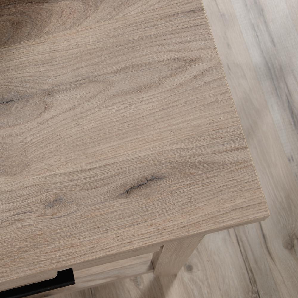 Laurel Oak finish