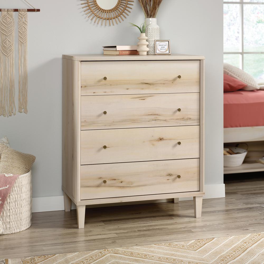 Willow Place Chest