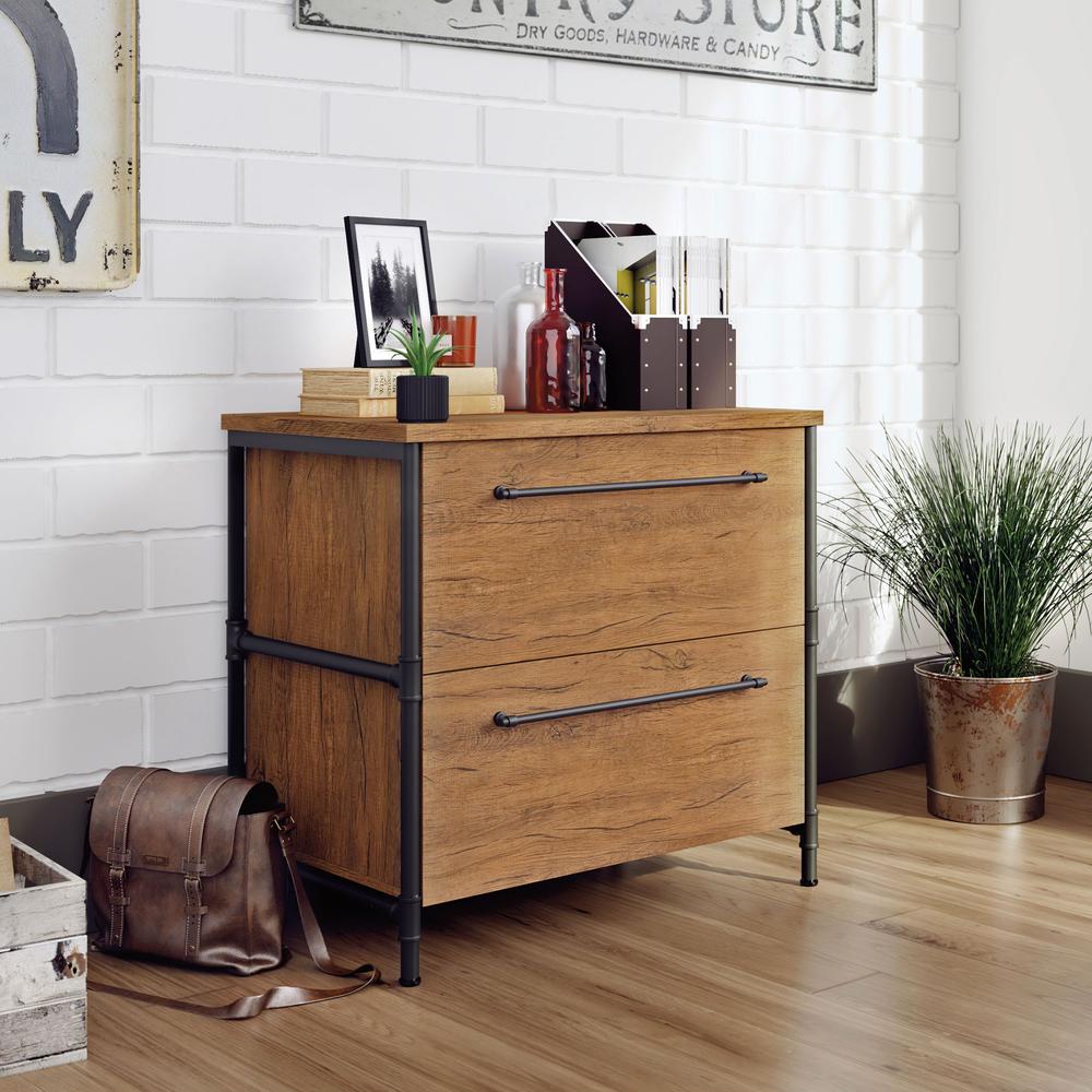 Checked Oak finish