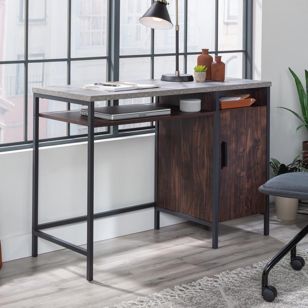 Market Commons Desk