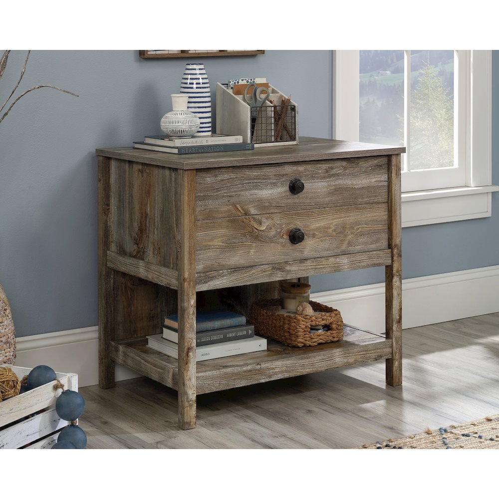 Rustic Cedar finish
