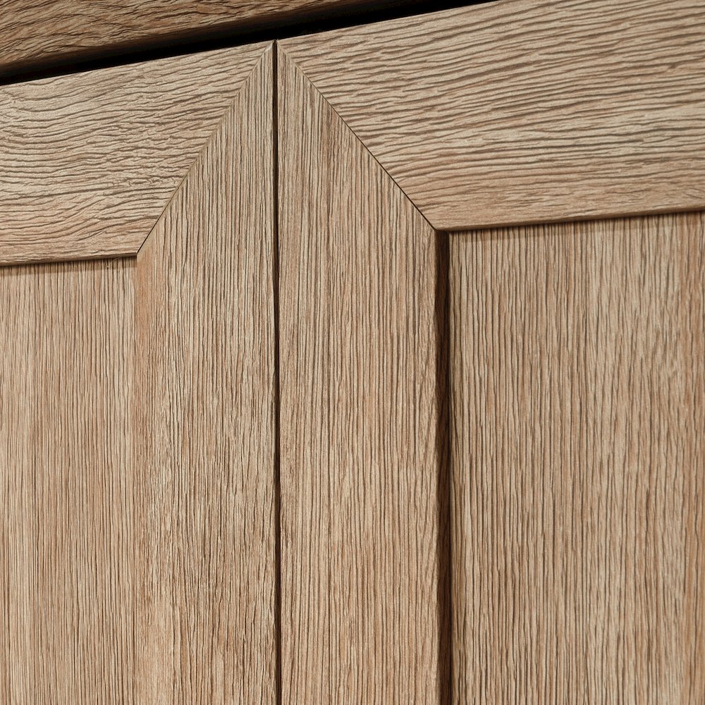 Brushed Oak finish