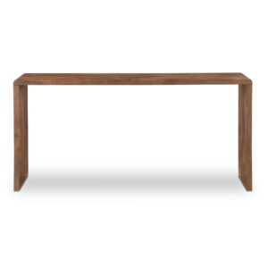 Pull up—this table knows how to host. Carrie keeps the room feeling open