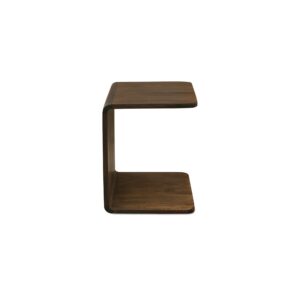 The little table that loves a side hustle. Carrie’s C-shaped profile slides in close to your sofa