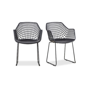 powder-coated steel legs for a look that works on the patio
