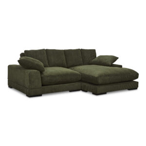 the Plunge sectional is masterfully crafted to maximize space and provide unparalleled relaxation. Its versatile flip chaise feature allows a left or right-side orientation that effortlessly adapts to create a sanctuary of style and repose