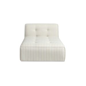 This is your follow-the-sun setup in one piece. The Sunseeker chaise is generously sized for lounging