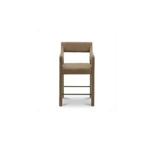 Pull up—Elise makes the everyday seat feel considered. Softly sloped arms and a single