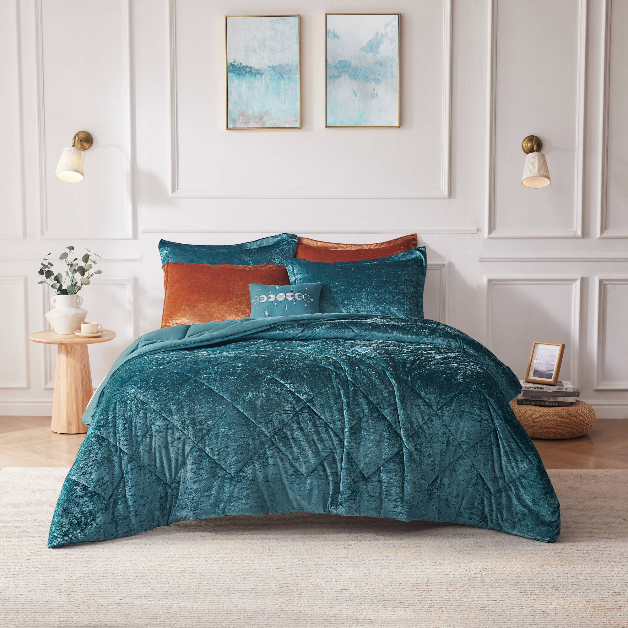 Felicia Velvet Comforter Set with Throw Pillow