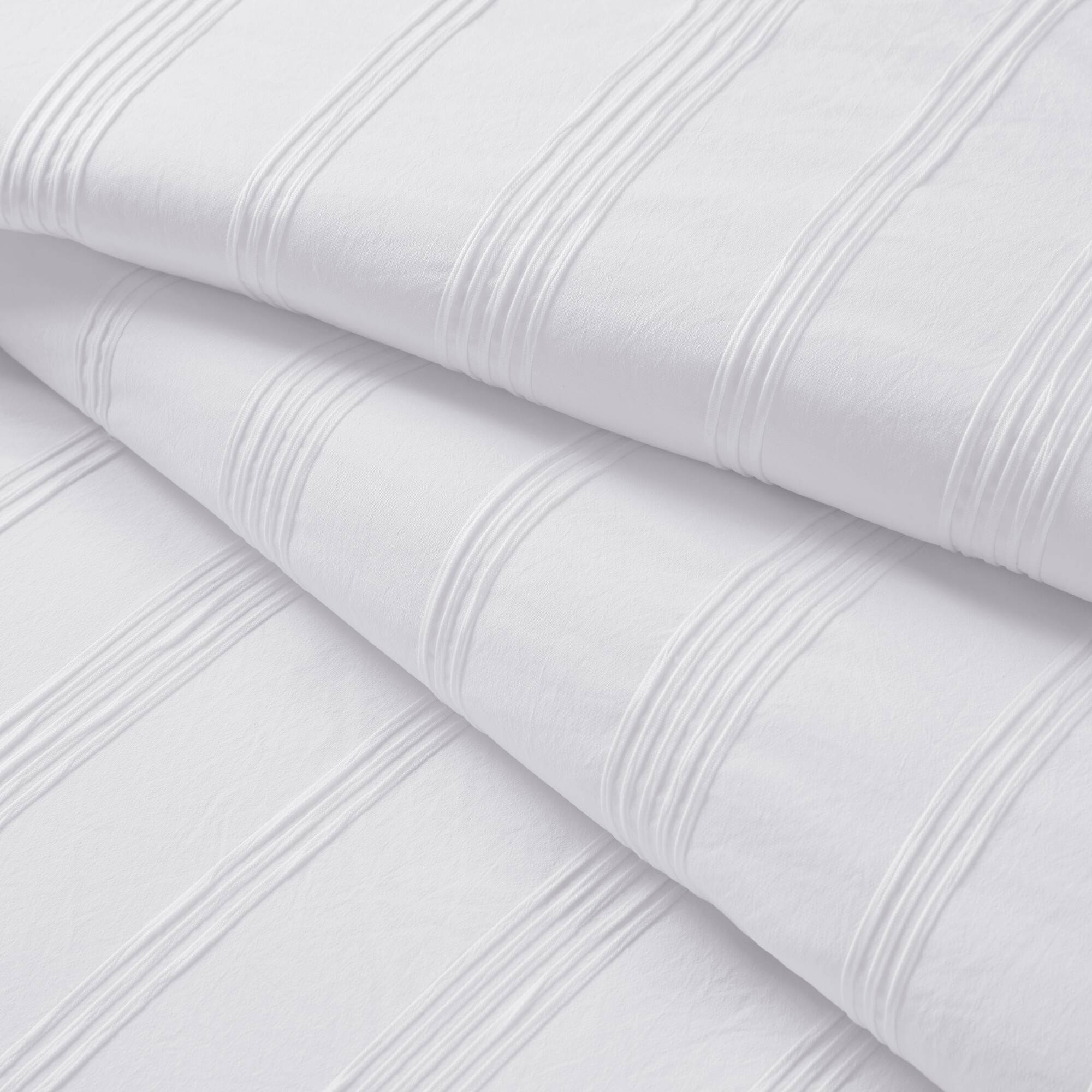 Logan Striped Reversible Pintuck Pleated Duvet Set