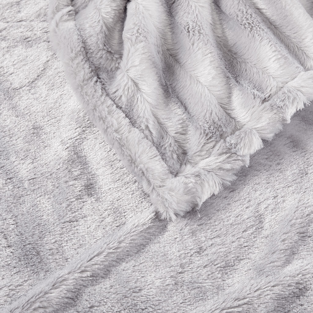 Heated Duke Faux Fur Heated Throw