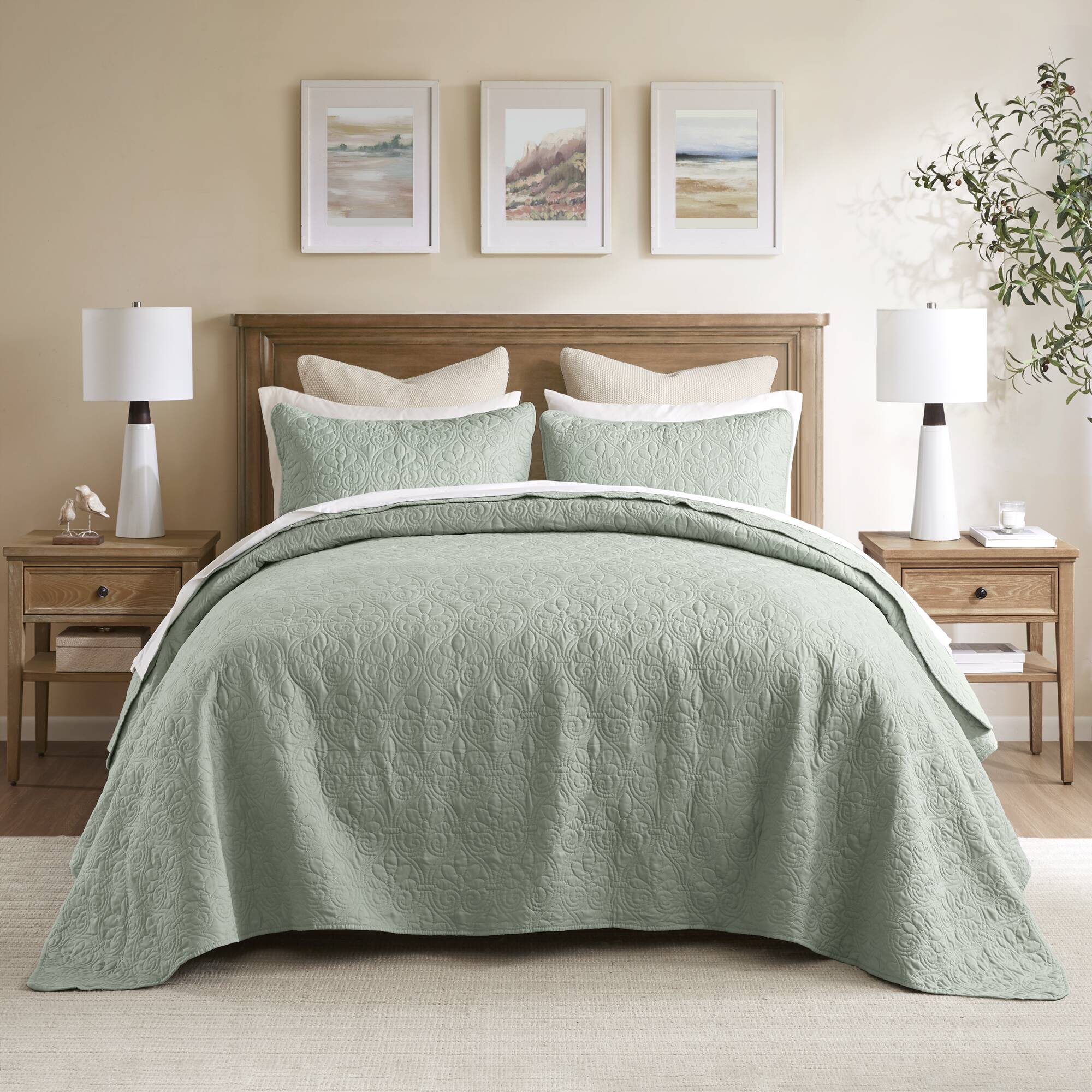 Quebec Reversible Bedspread Set