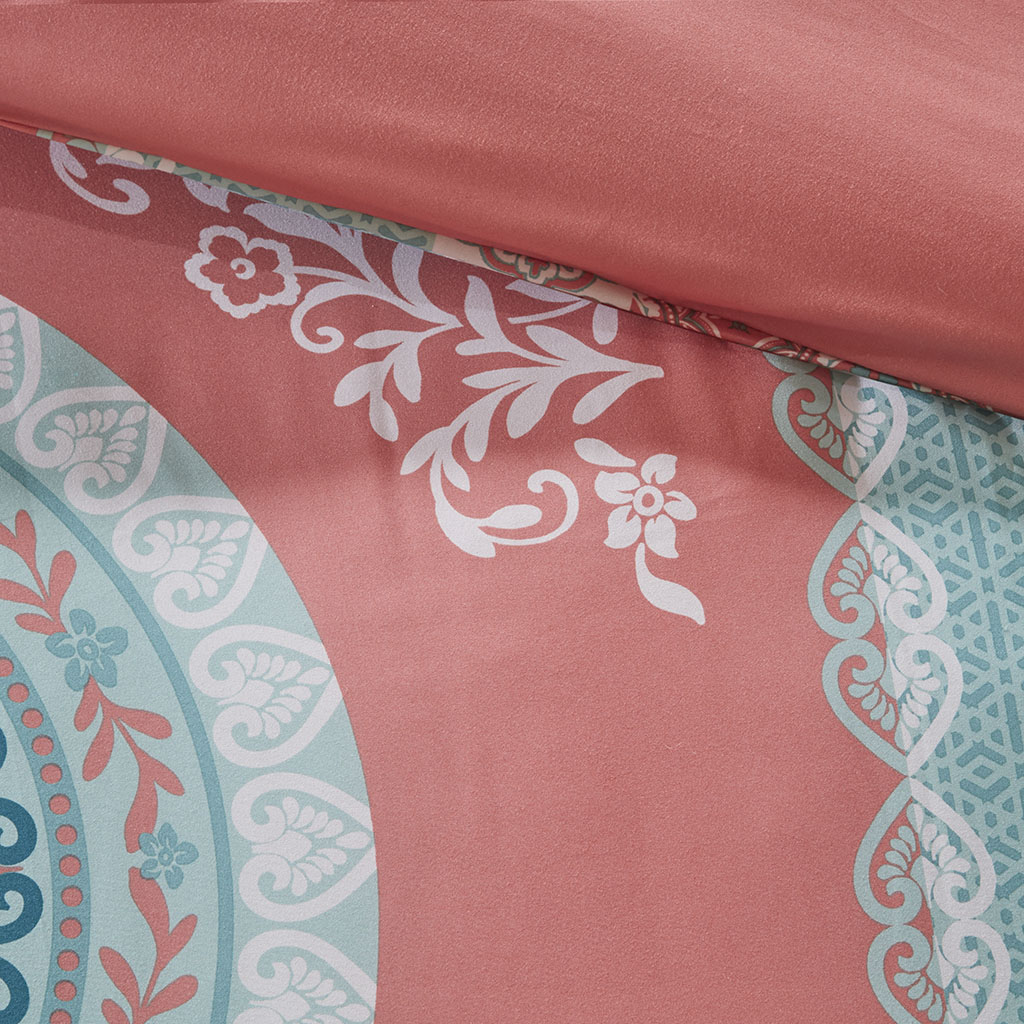 Loretta Boho Comforter Set with Bed Sheets